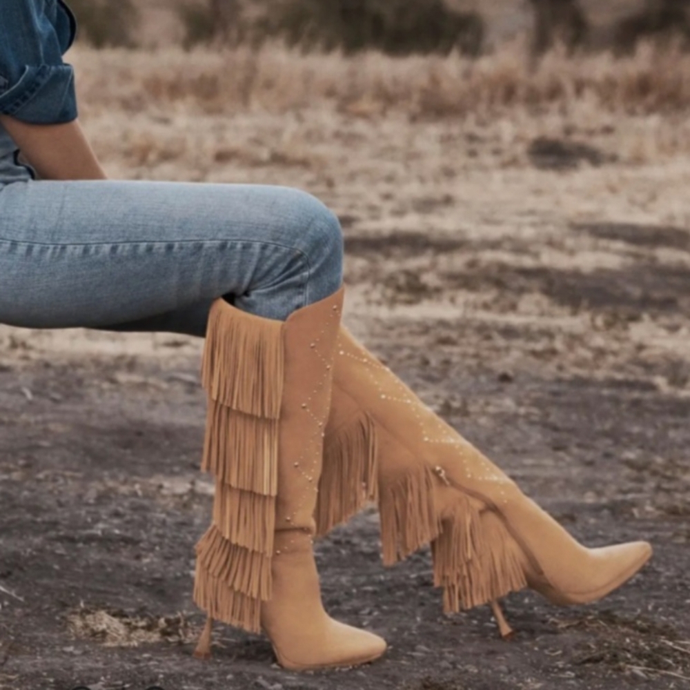Vince Camuto Fringe Western Boots Gold Studded Knee High Heeled Boots Size 5